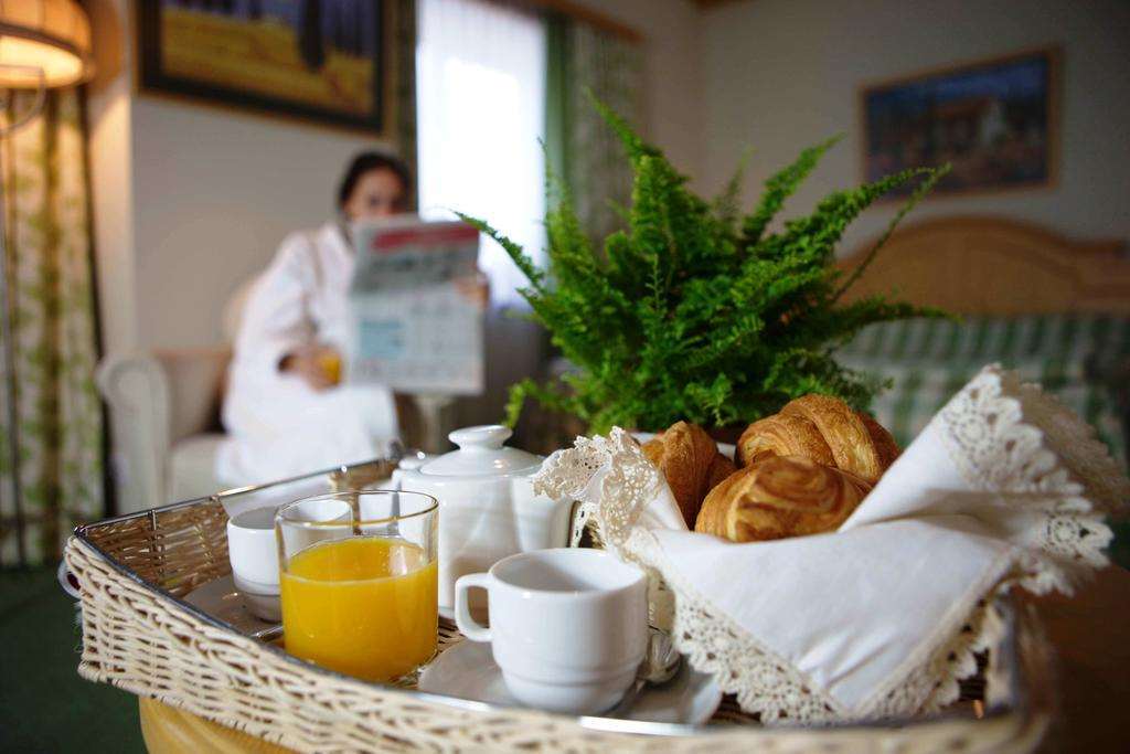 Landhaus Hotel Brovary Quarto foto