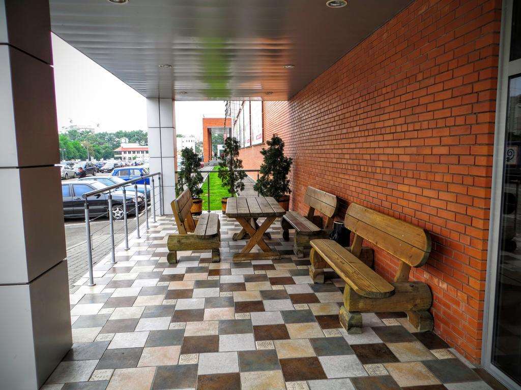 Landhaus Hotel Brovary Instalações foto